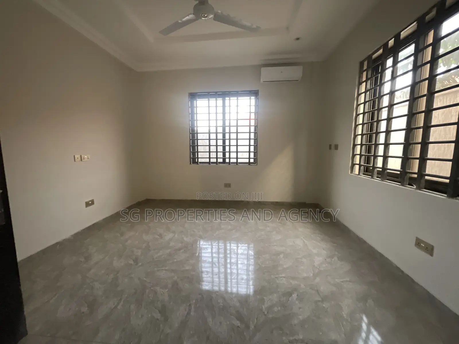 2bdrm Apartment in Lashibi, Sakumono for rent