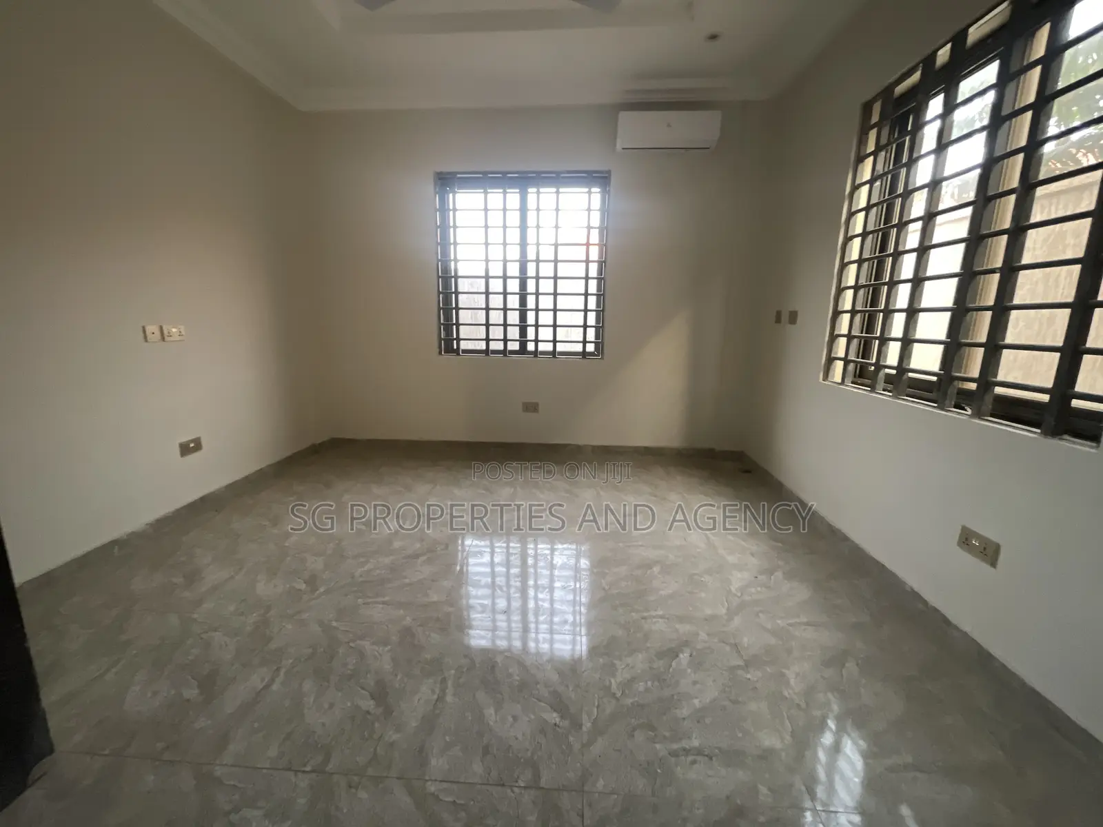 2bdrm Apartment in Lashibi, Sakumono for rent