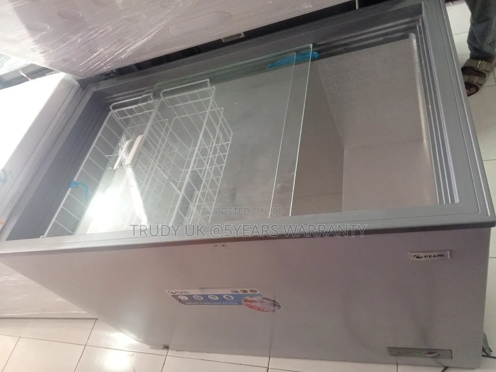 Pearl Fresh Lock 316 Liters Chest Freezer
