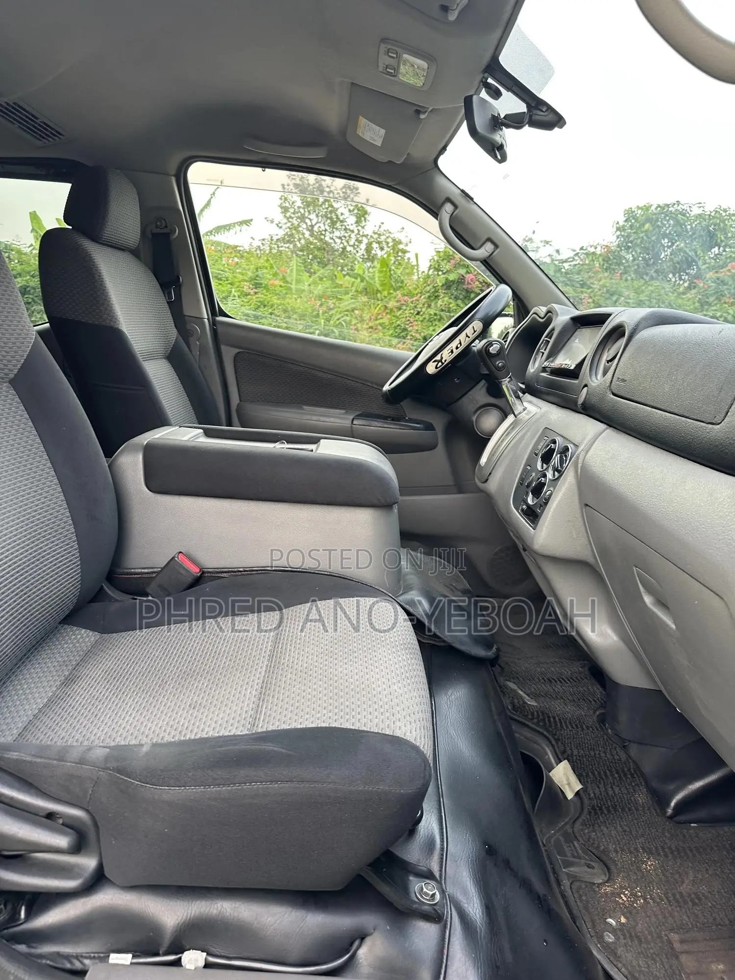 Nissan Caravan (Urvan) 2017 Brown