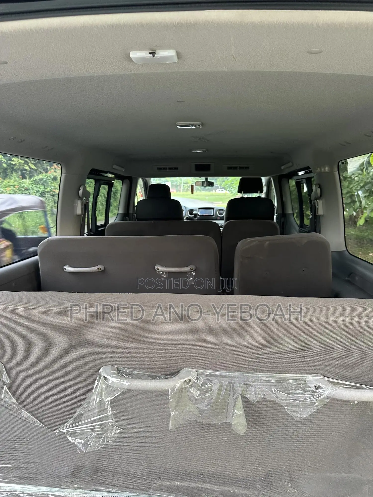 Nissan Caravan (Urvan) 2017 Brown