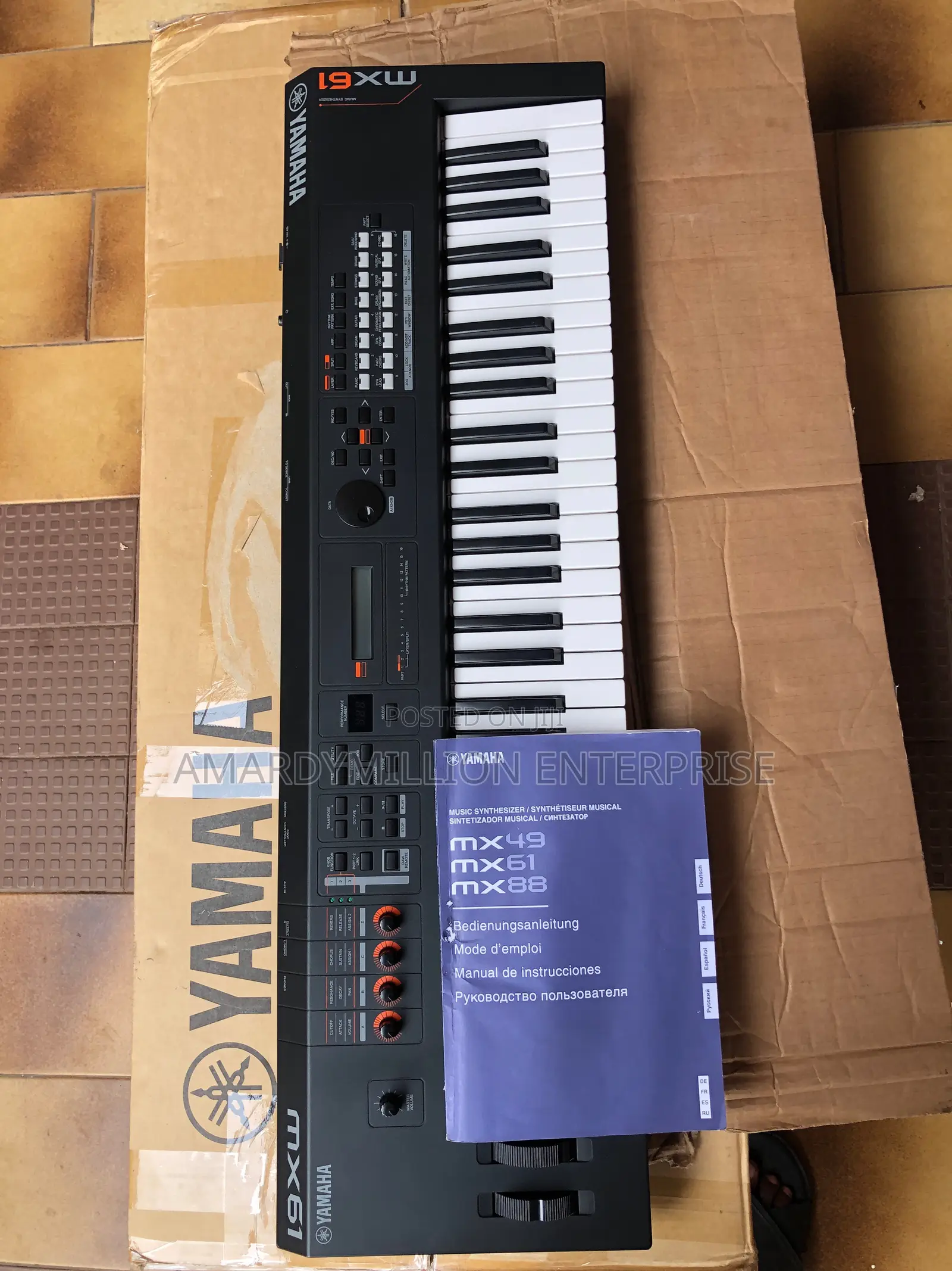 Yamaha Mx61