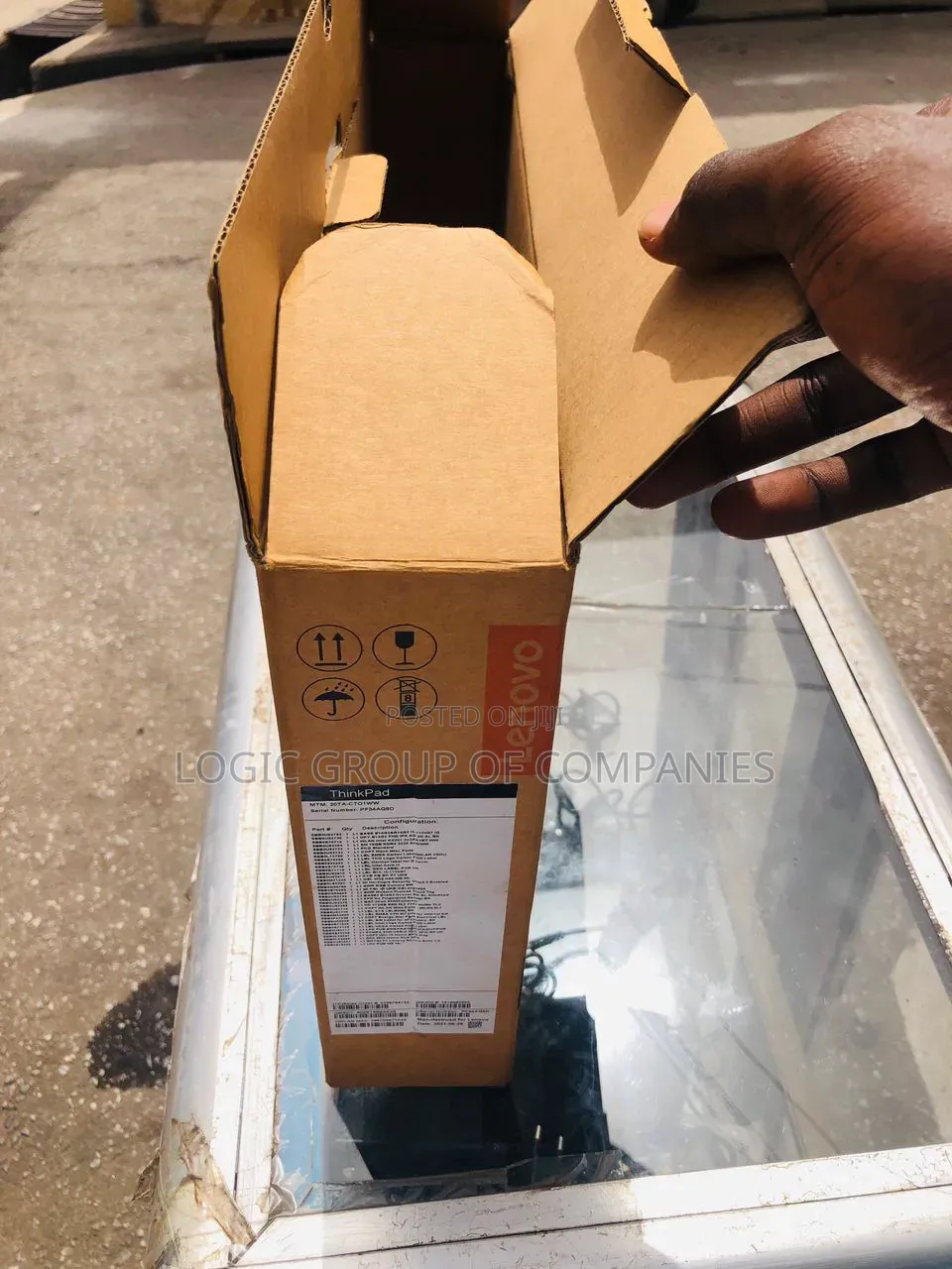 New Laptop Lenovo Thinkpad T490s 8GB Intel Core i7 SSD 256GB