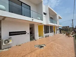 2bdrm Townhouse / Terrace in Lashibi, Sakumono for rent
