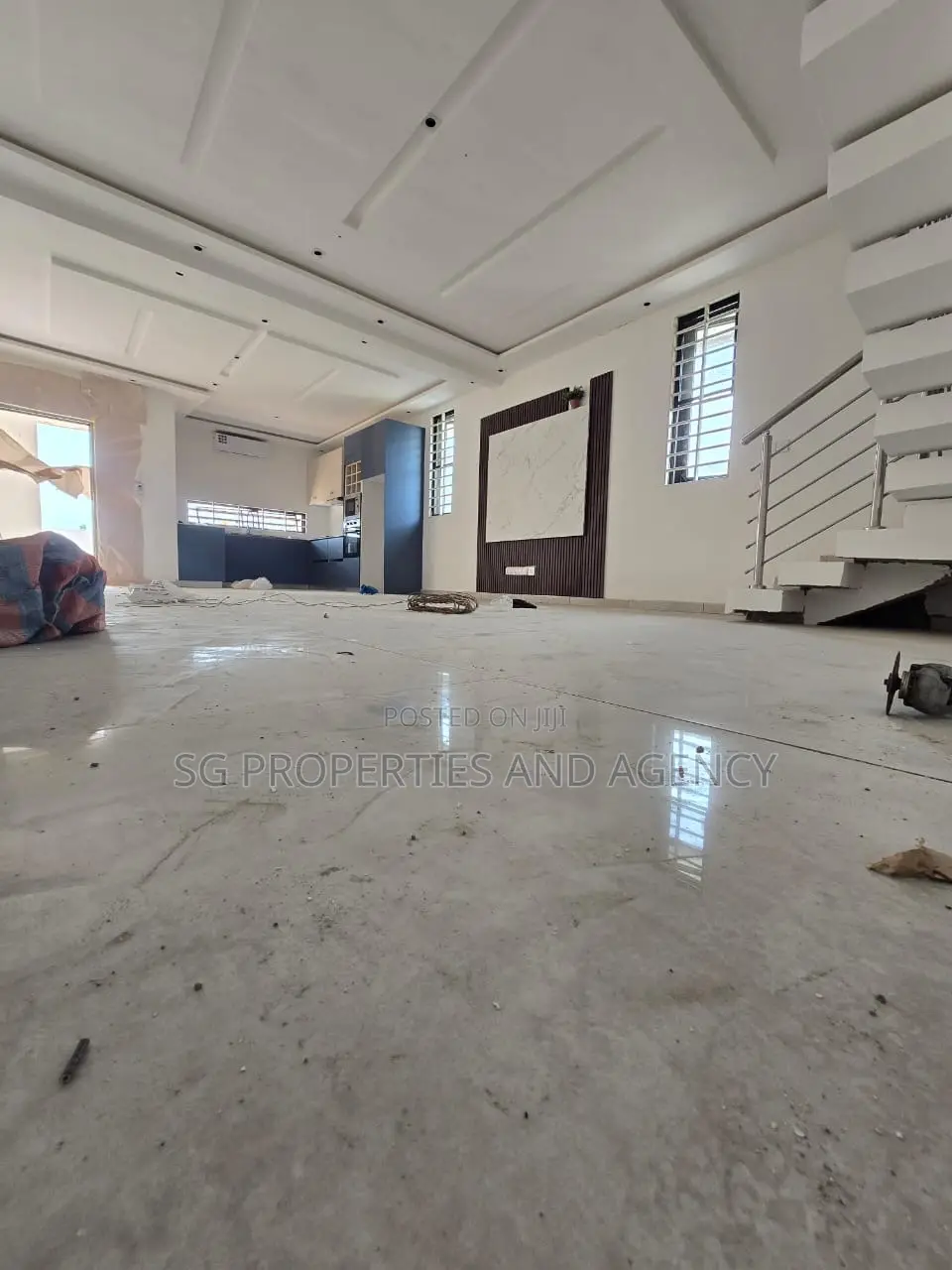 2bdrm Townhouse / Terrace in Lashibi, Sakumono for rent