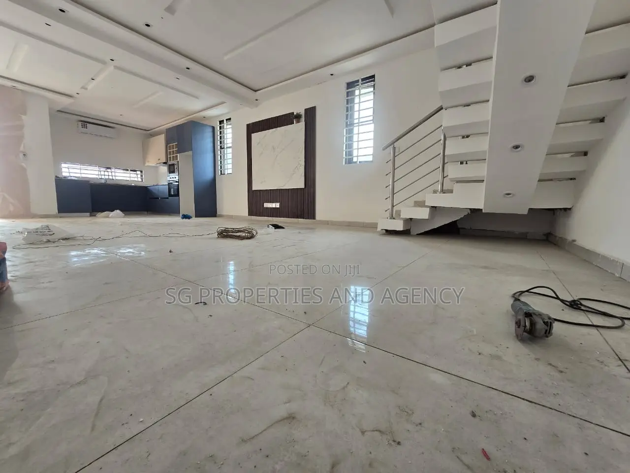 2bdrm Townhouse / Terrace in Lashibi, Sakumono for rent