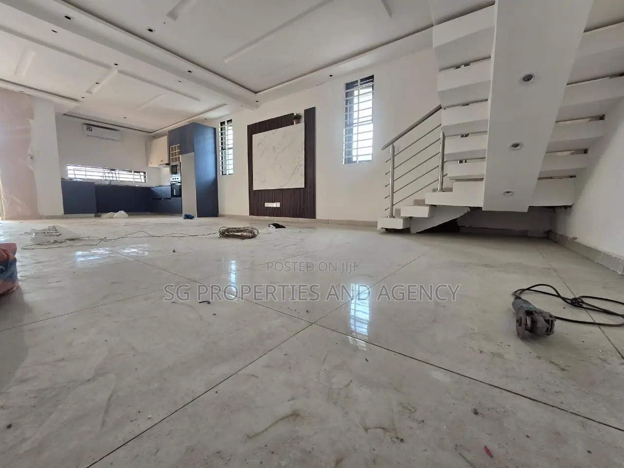 2bdrm Townhouse / Terrace in Lashibi, Sakumono for rent