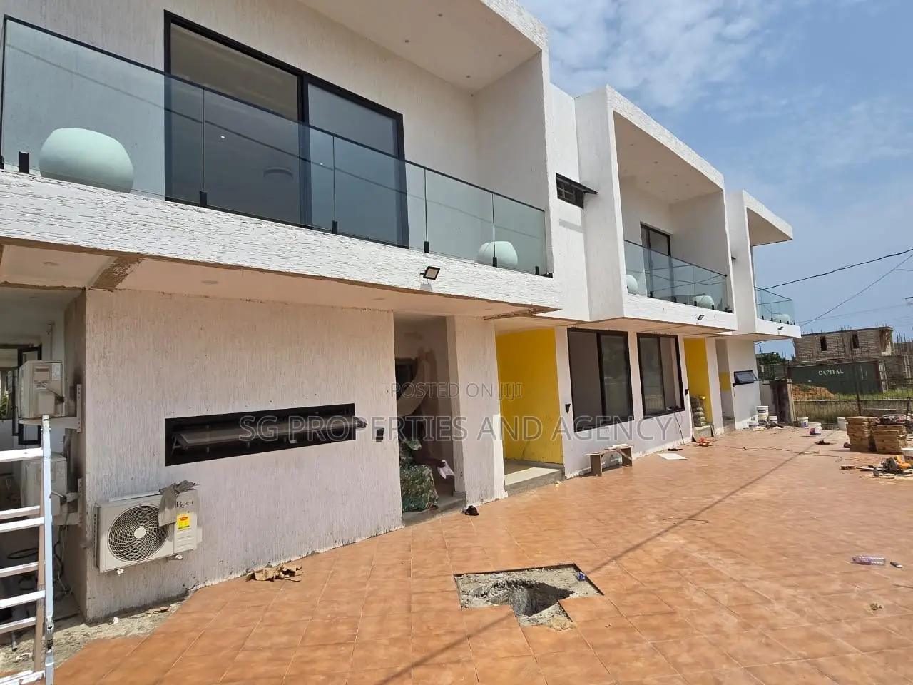 2bdrm Townhouse / Terrace in Lashibi, Sakumono for rent