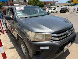 Toyota Hilux Revo Double Cab Deisel 2.4 AWD 2020 Gray