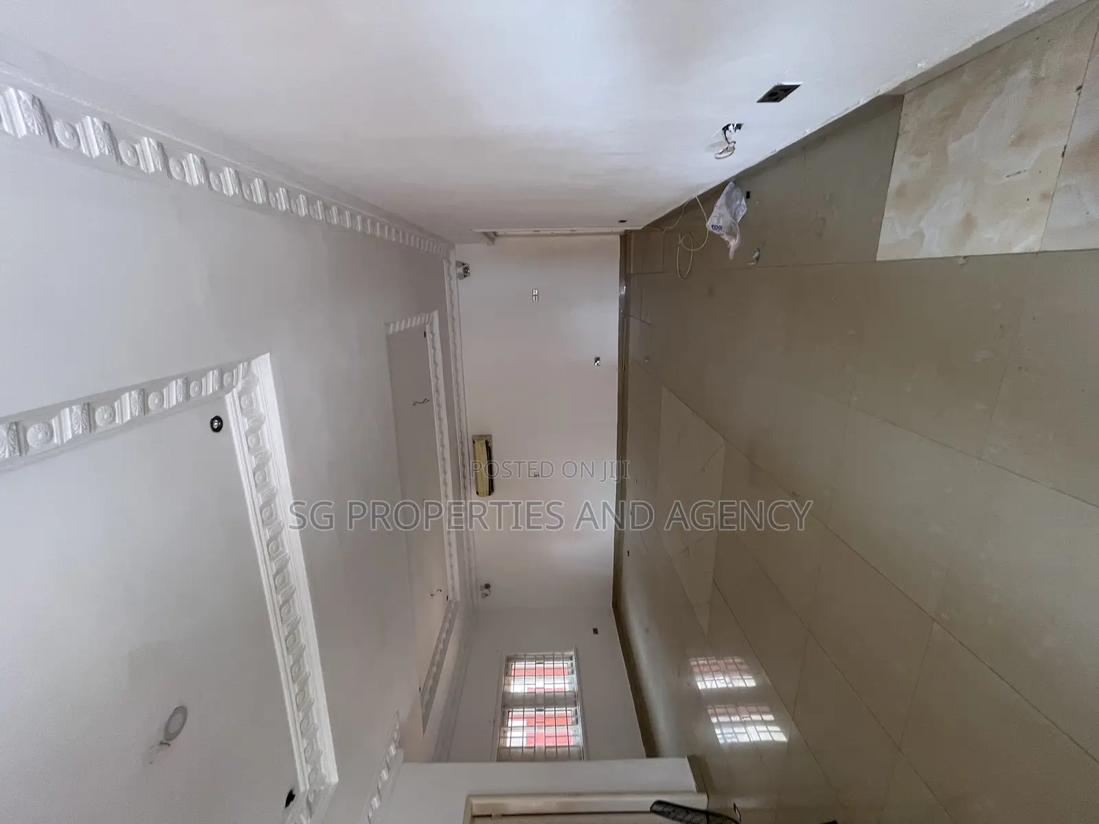 4bdrm House in Batsonaa, Baatsona Total for rent