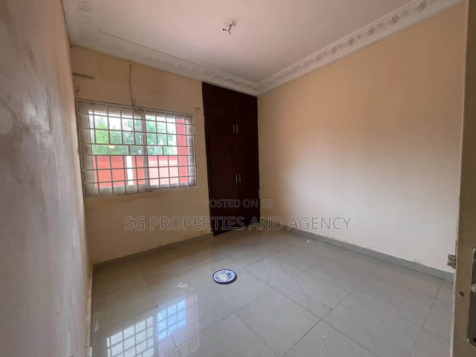 4bdrm House in Batsonaa, Baatsona Total for rent