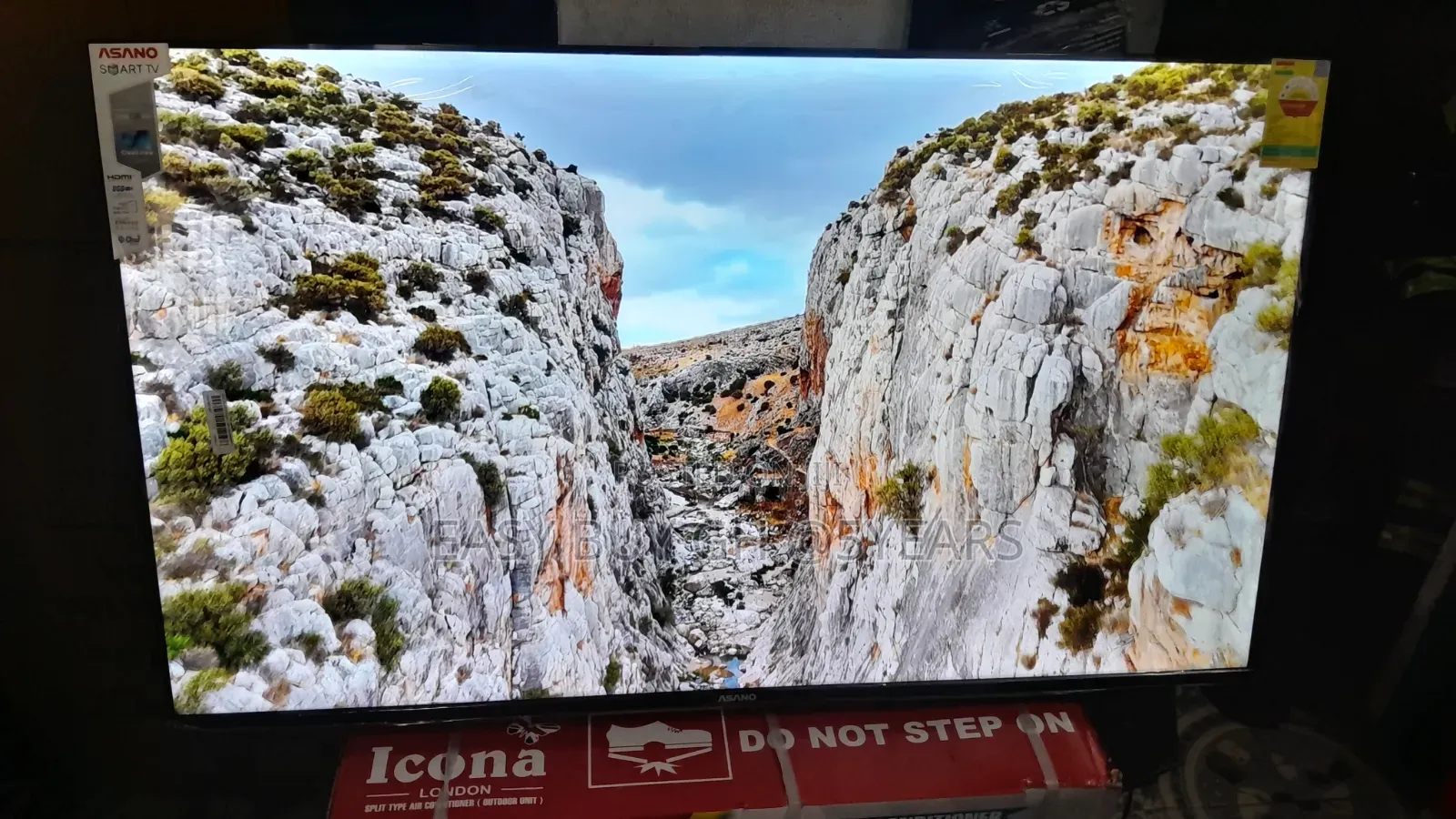 Asano 50” Tv – Where Style Meets Stunning Clarity