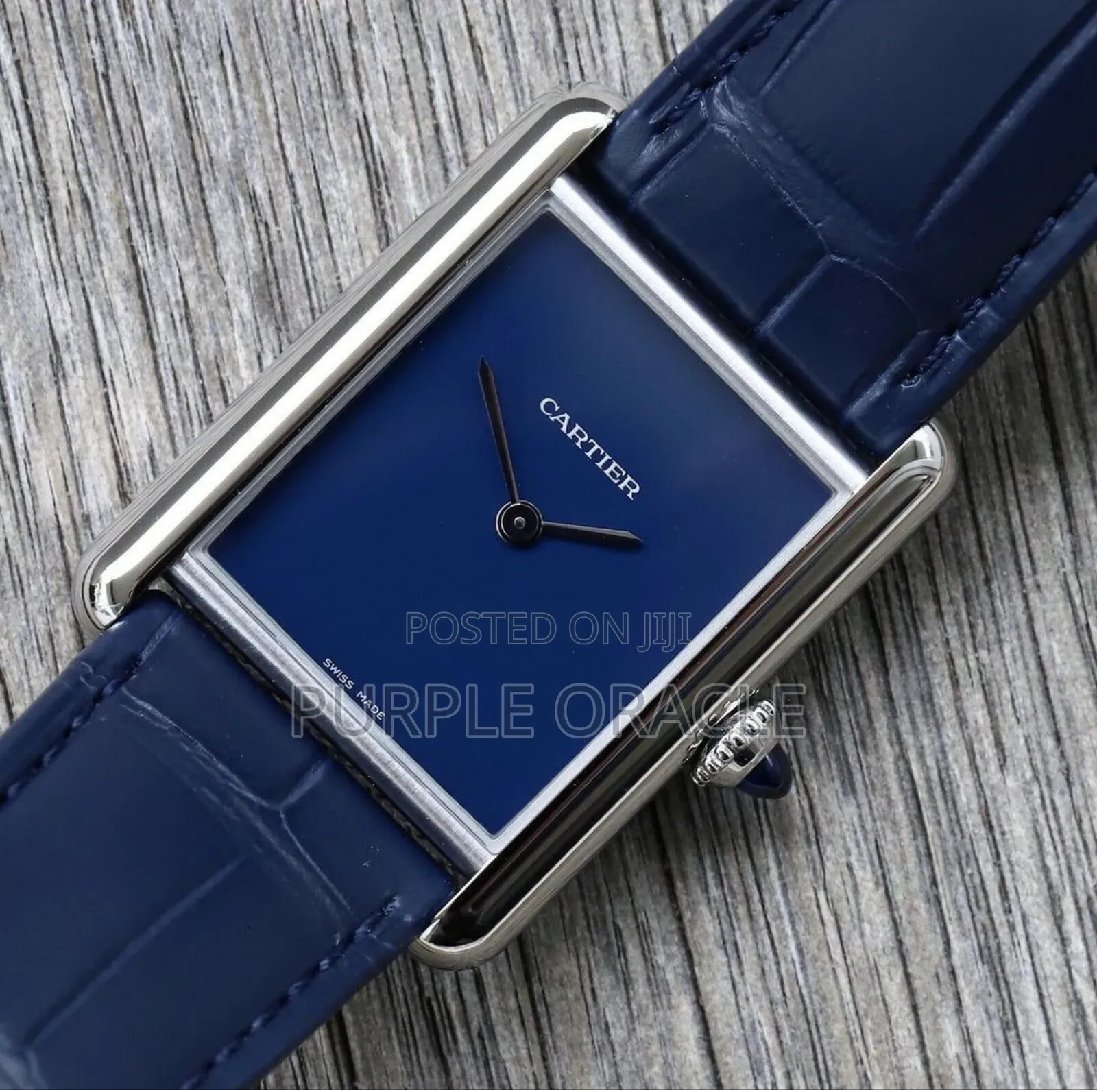Cartier Tank Le Must Blue
Watch.