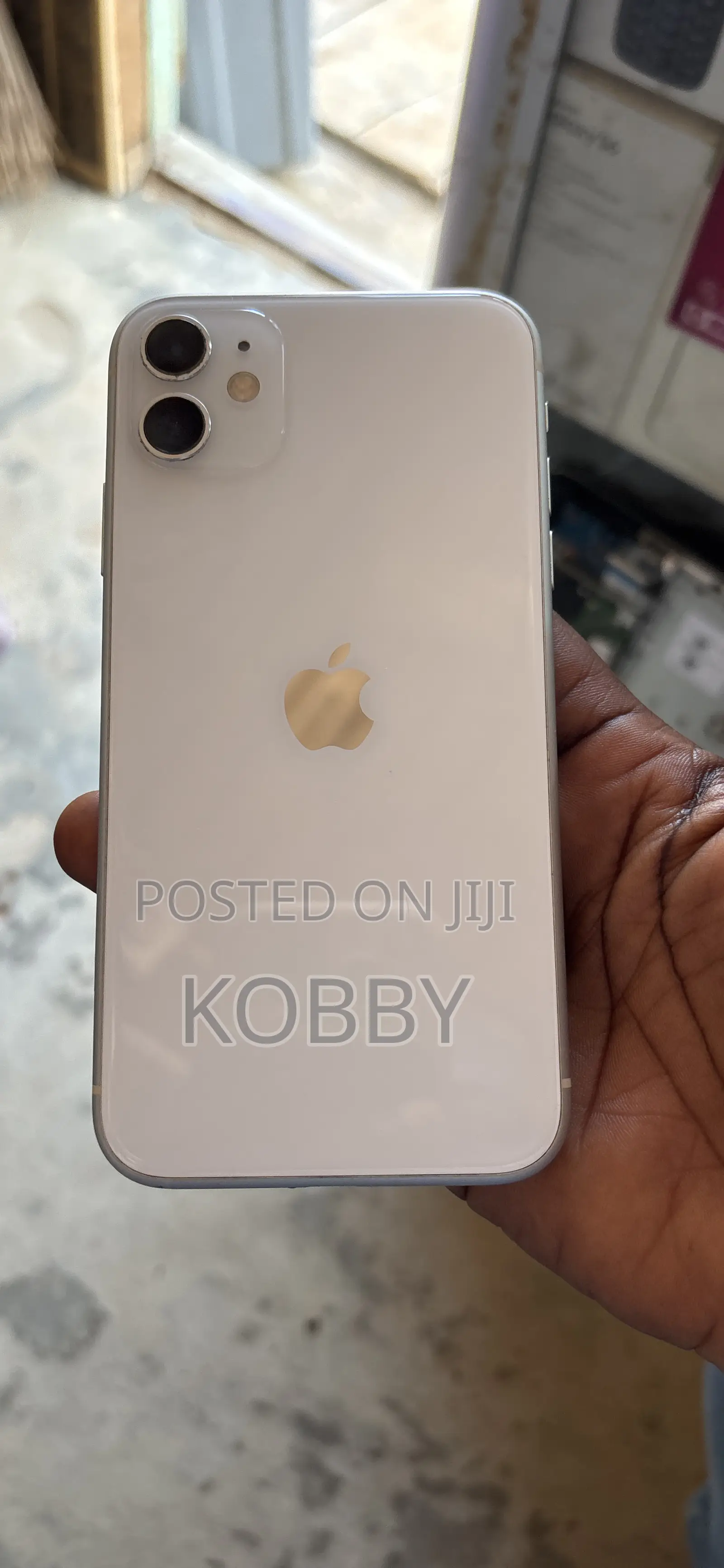 Apple iPhone 11 64 GB White