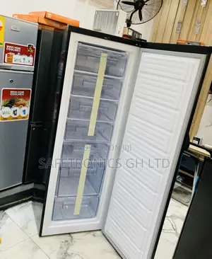 High Efficiency 225 Liters Pearl Puf370 Upright Freezer