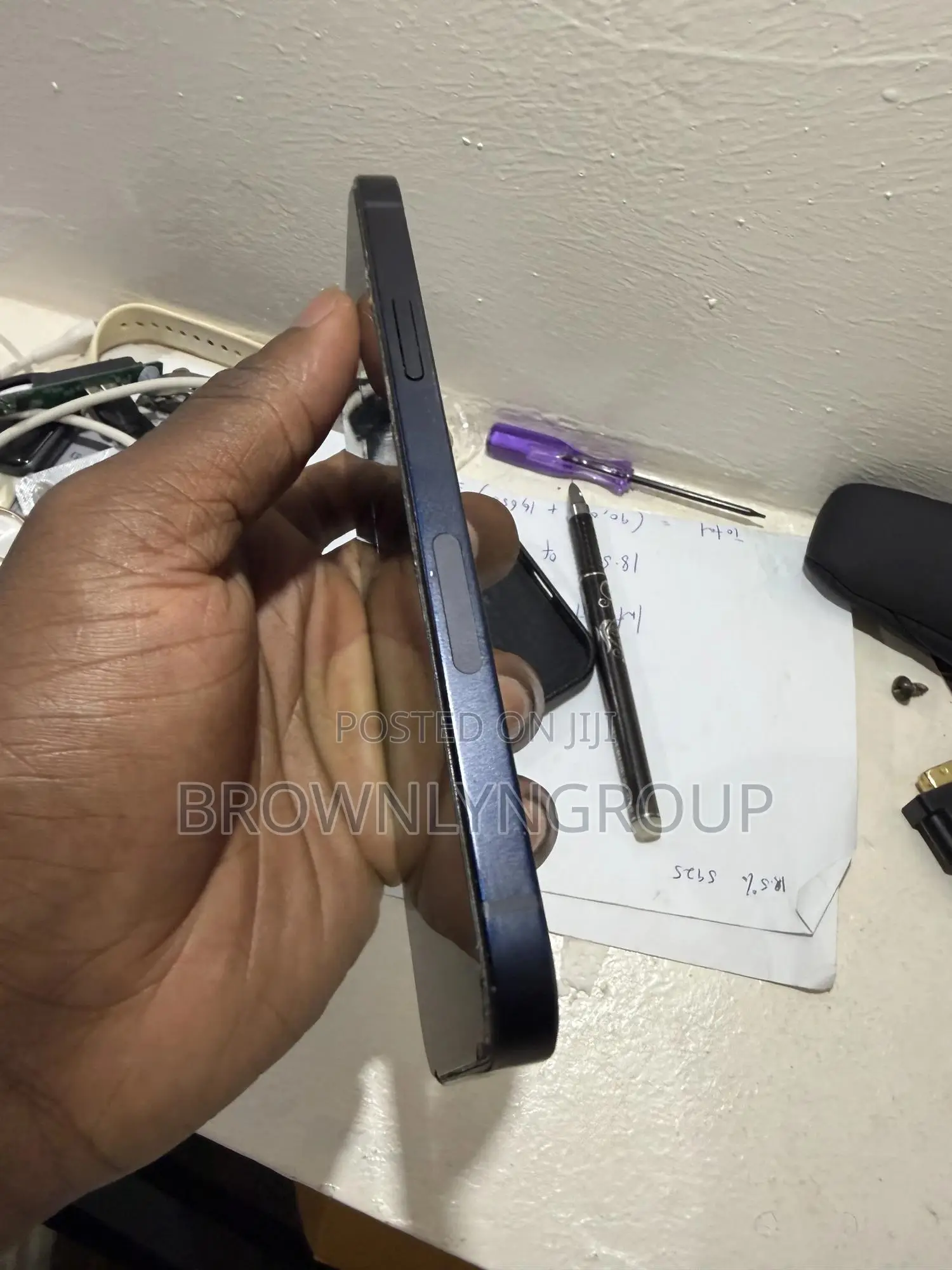 Apple iPhone 12 64 GB Black