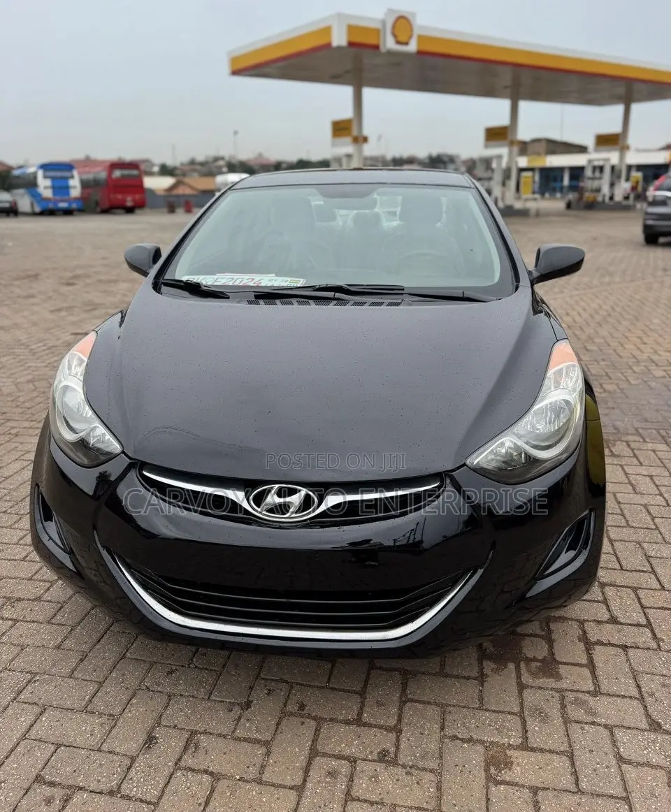 Hyundai Elantra SE Sedan FWD (1.8L 4cyl 6A) 2016 Black