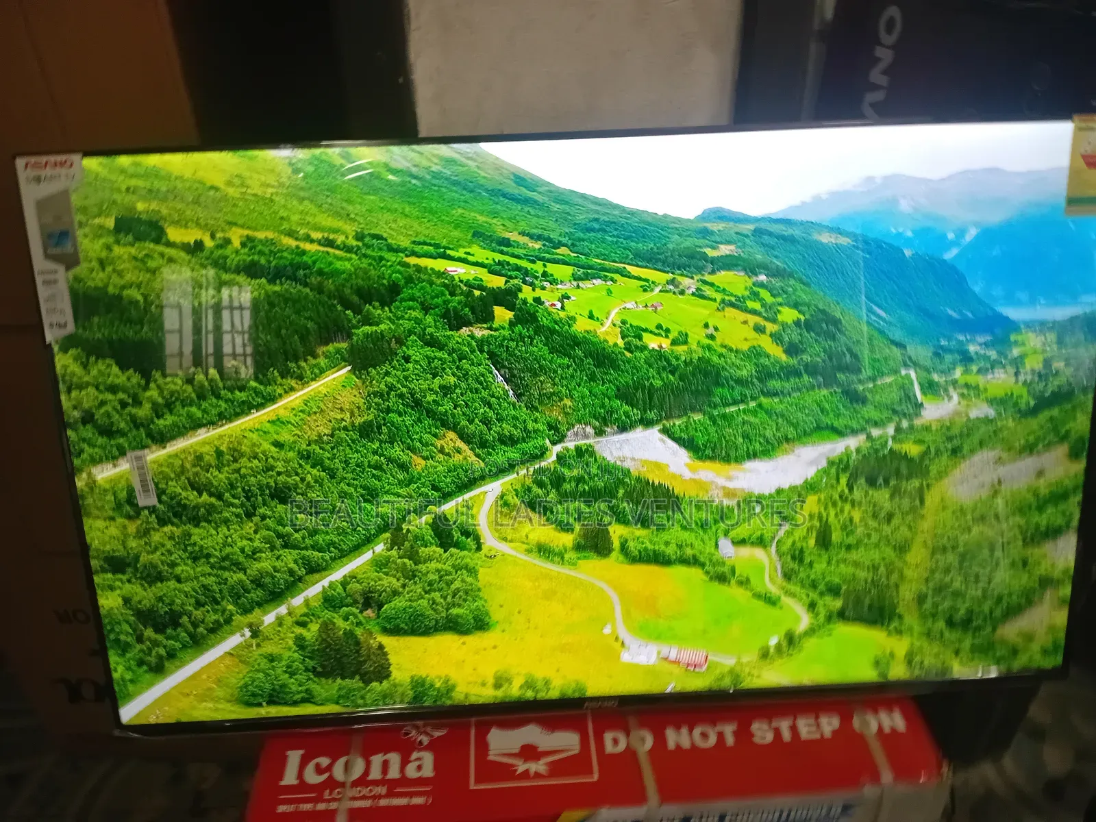 Asano 50” Smart Tv – Modern Entertainment Hub
