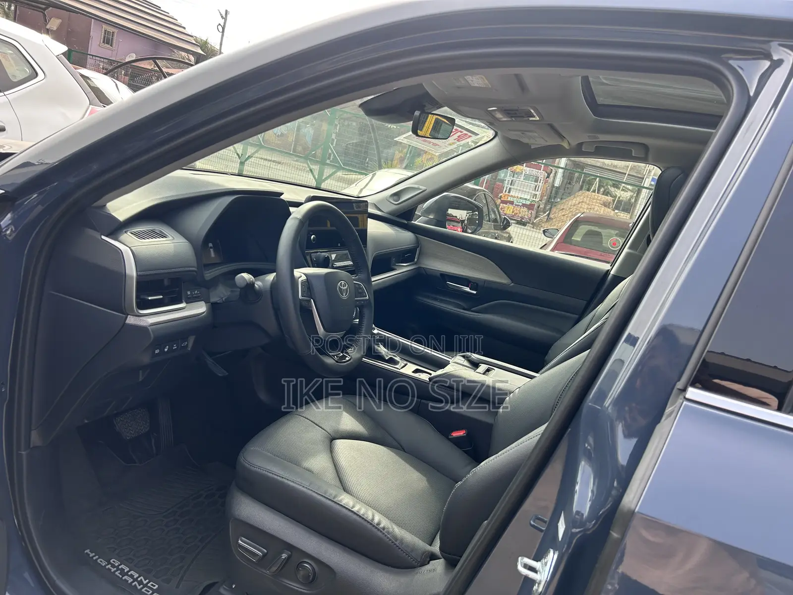 Toyota Grand Highlander Hybrid 2025 Blue