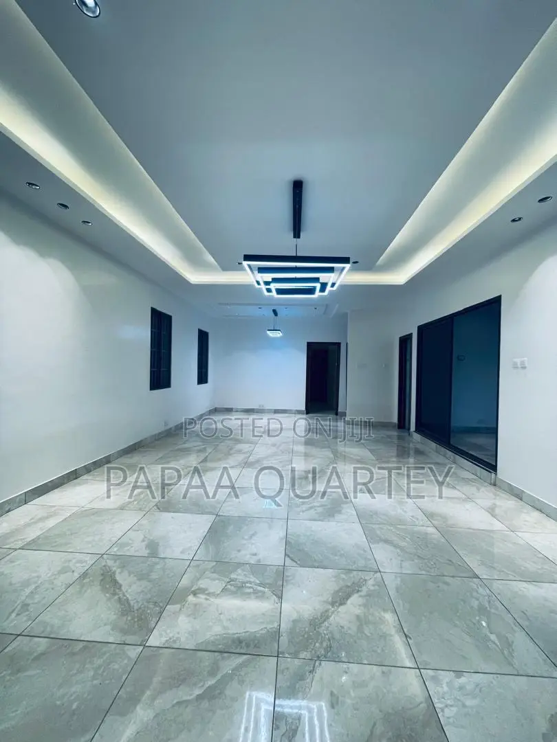4bdrm House in East Legon for sale