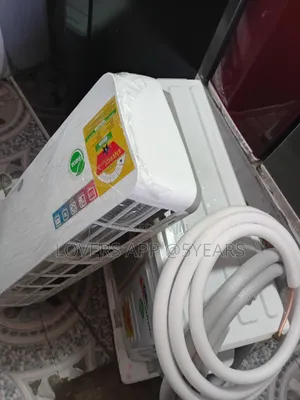 Rainbow 1.5hp Snowwhite Window Air Conditioner- Top Cooling.