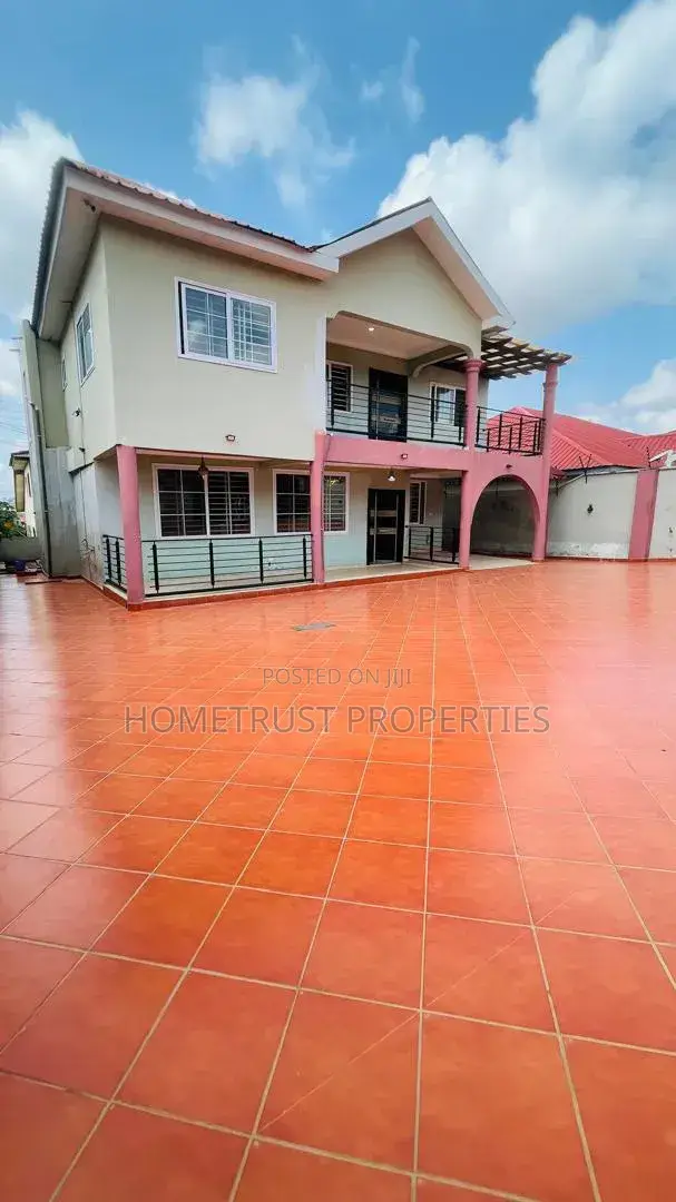 5bdrm Duplex in Pokuase Acp for rent