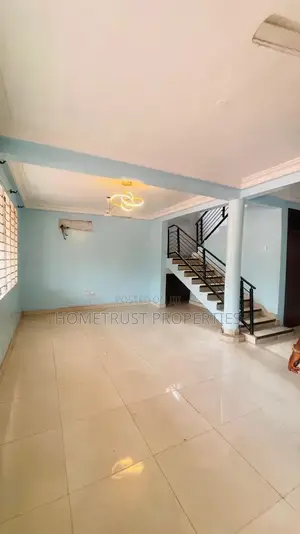 5bdrm Duplex in Pokuase Acp for rent