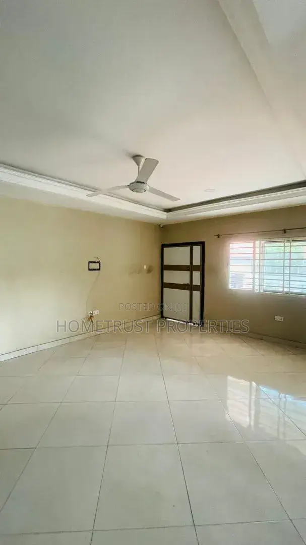 5bdrm Duplex in Pokuase Acp for rent