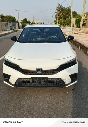 Honda Civic 2024 White