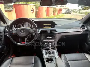Mercedes-Benz C250 2013 Black
