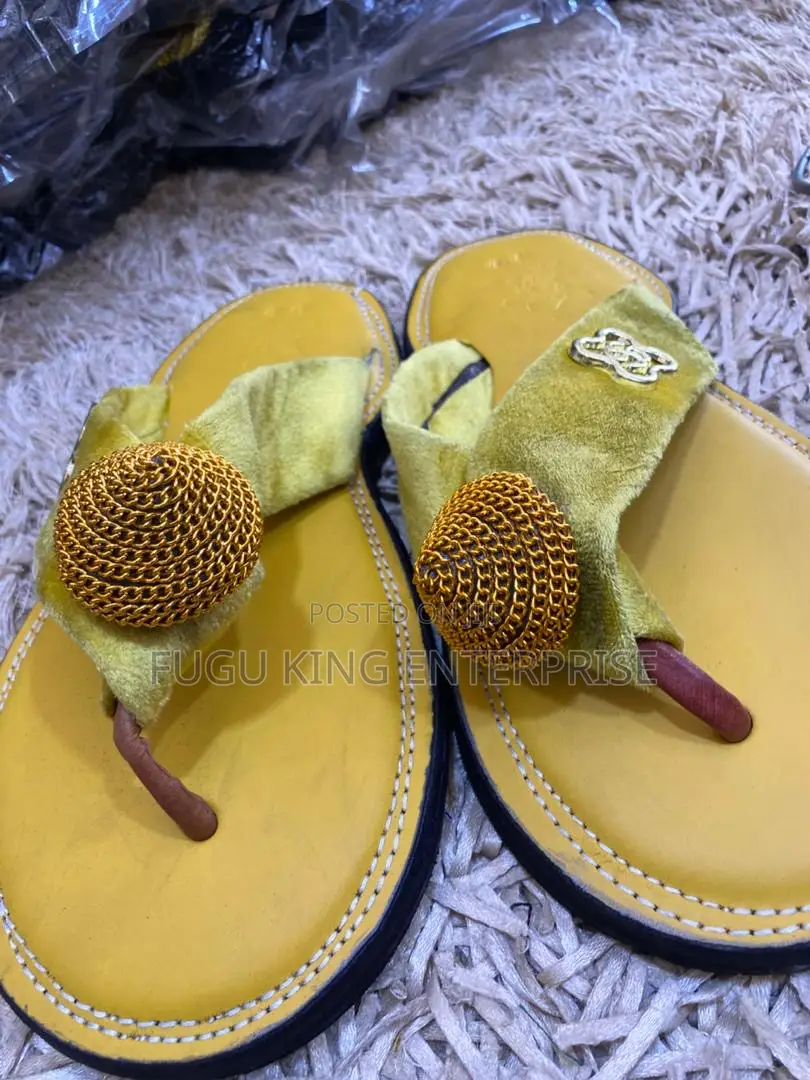 Ahenema Slippers