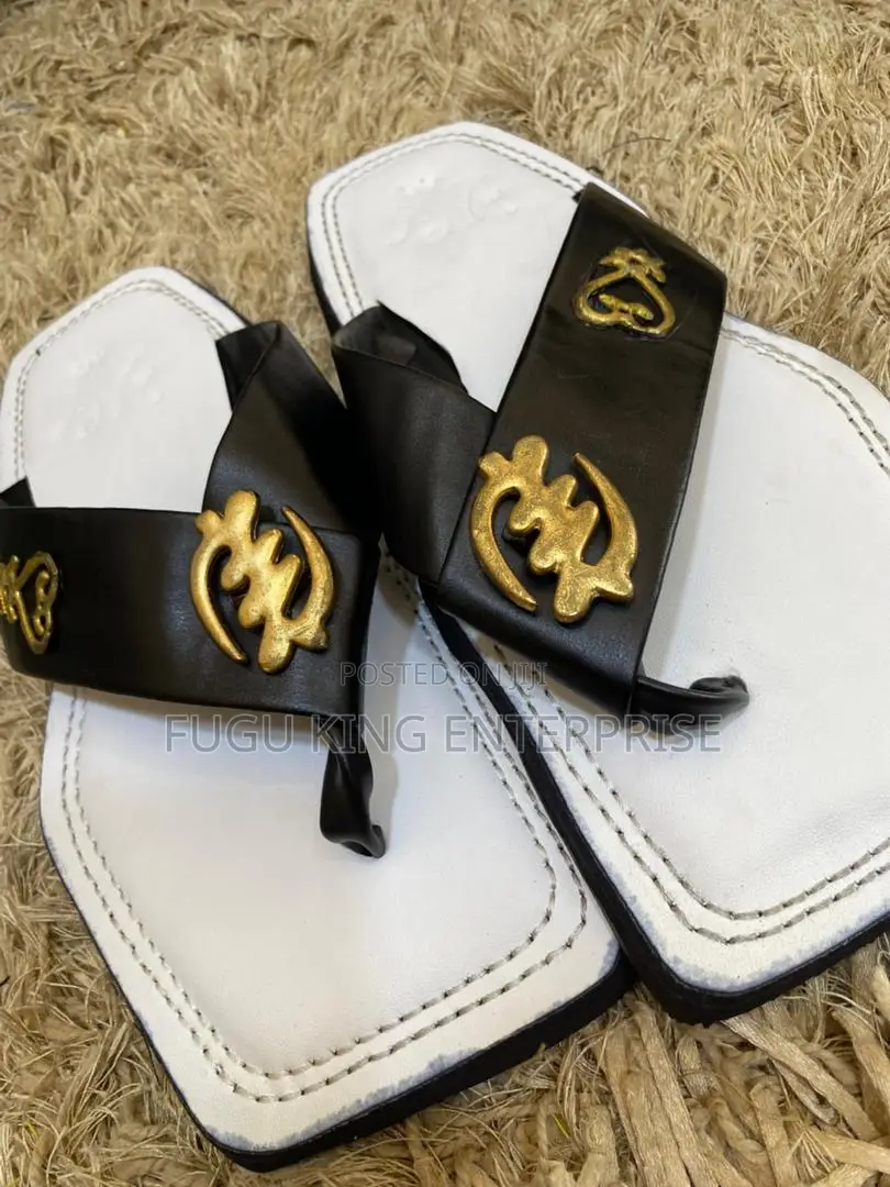 Ahenema Slippers