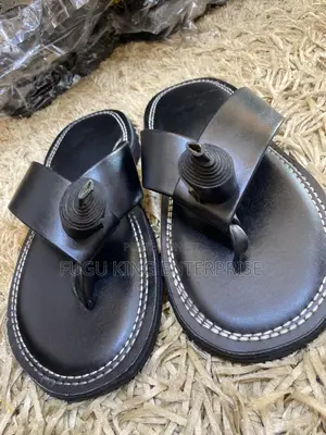 Ahenema Slippers