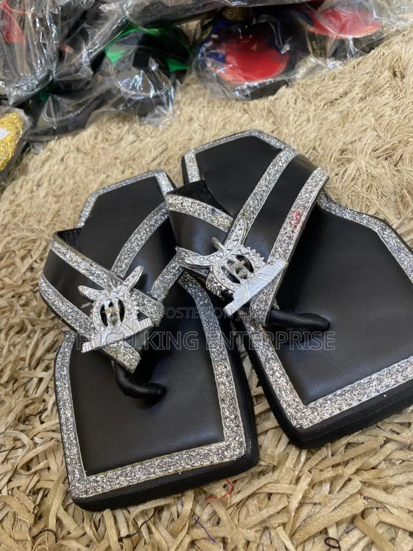 Ahenema Slippers
