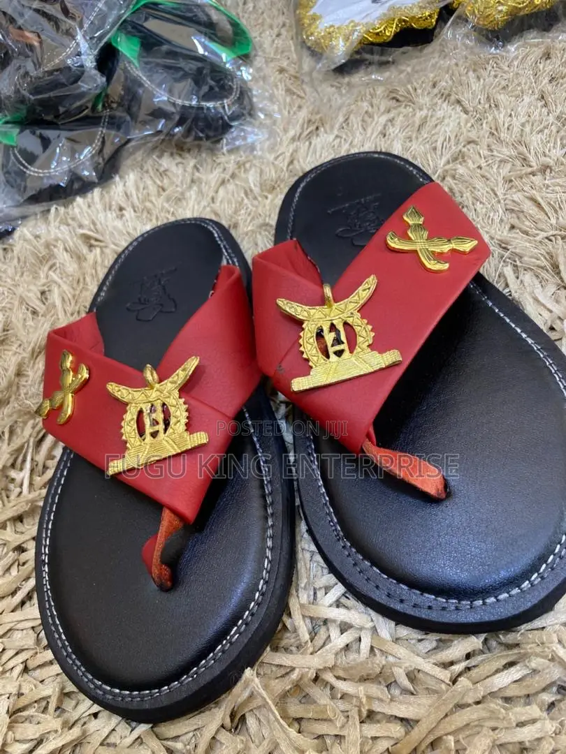 Ahenema Slippers