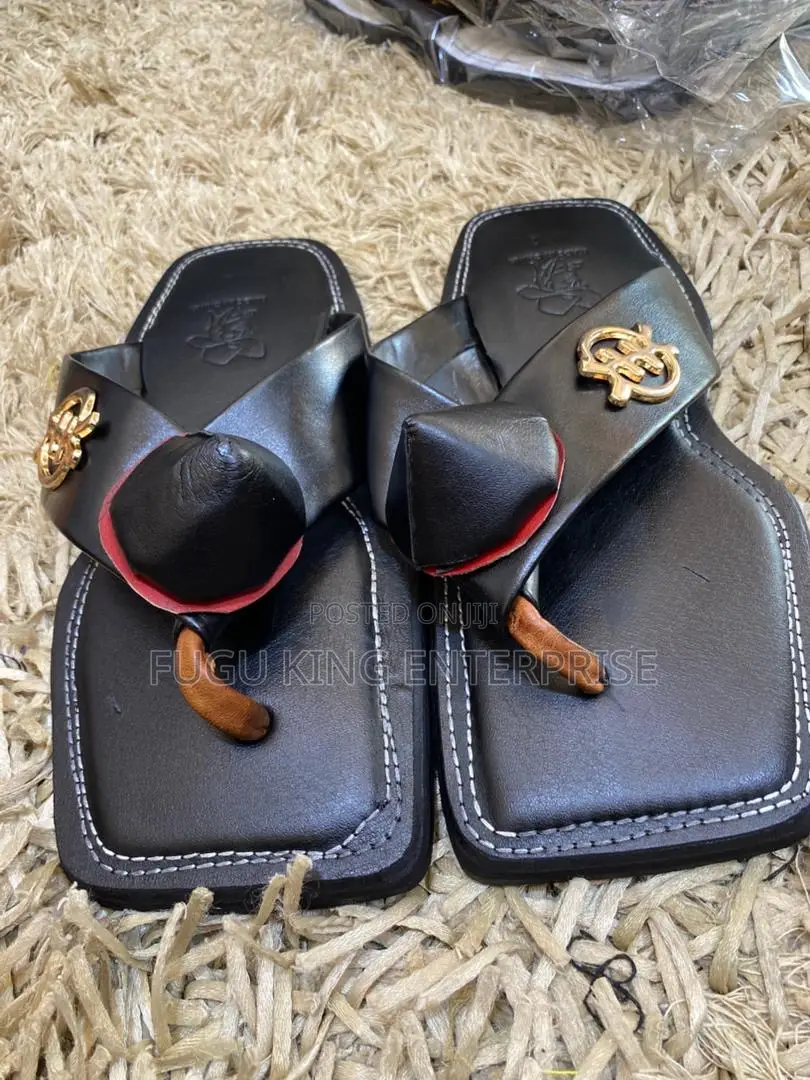 Ahenema Slippers