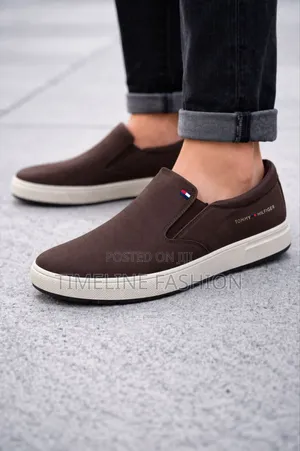 Tommy Hilfiger Coffee Brown Men's Classic Easy Wear Sneakers