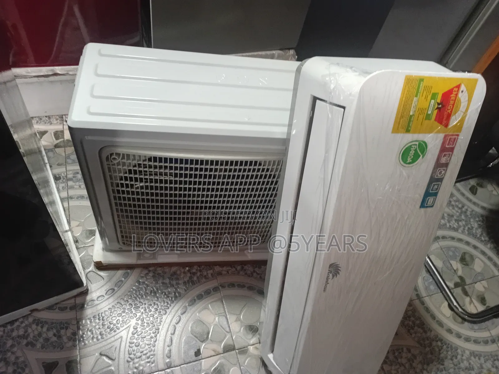 1.5hp White Rainbow Turbocool Window Ac- Legendary Cooling.