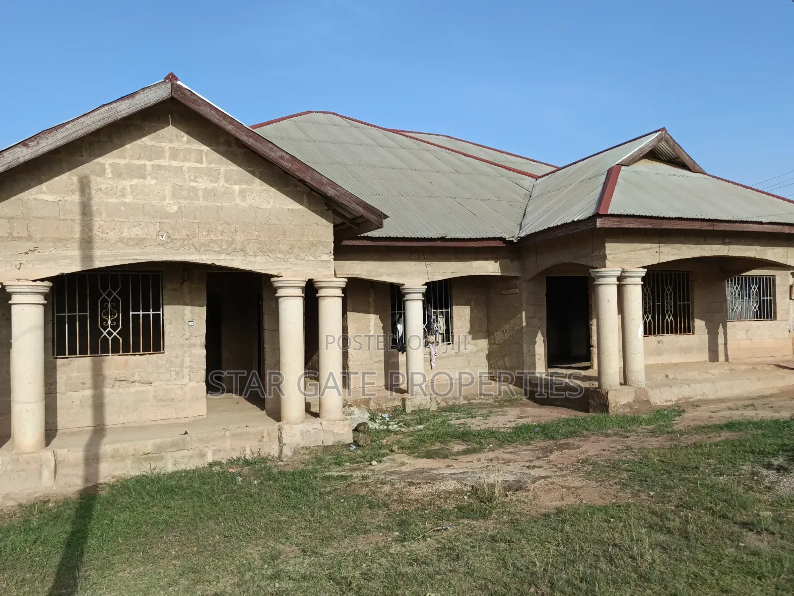 7bdrm House in Abuakwa Mim, Atwima Nwabiagya for sale