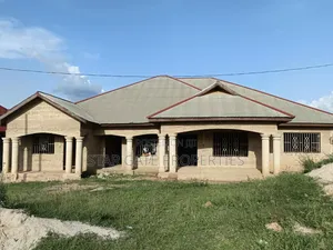 7bdrm House in Abuakwa Mim, Atwima Nwabiagya for sale
