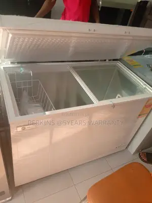 H and a Arctic Max 363liters Chest Freezer