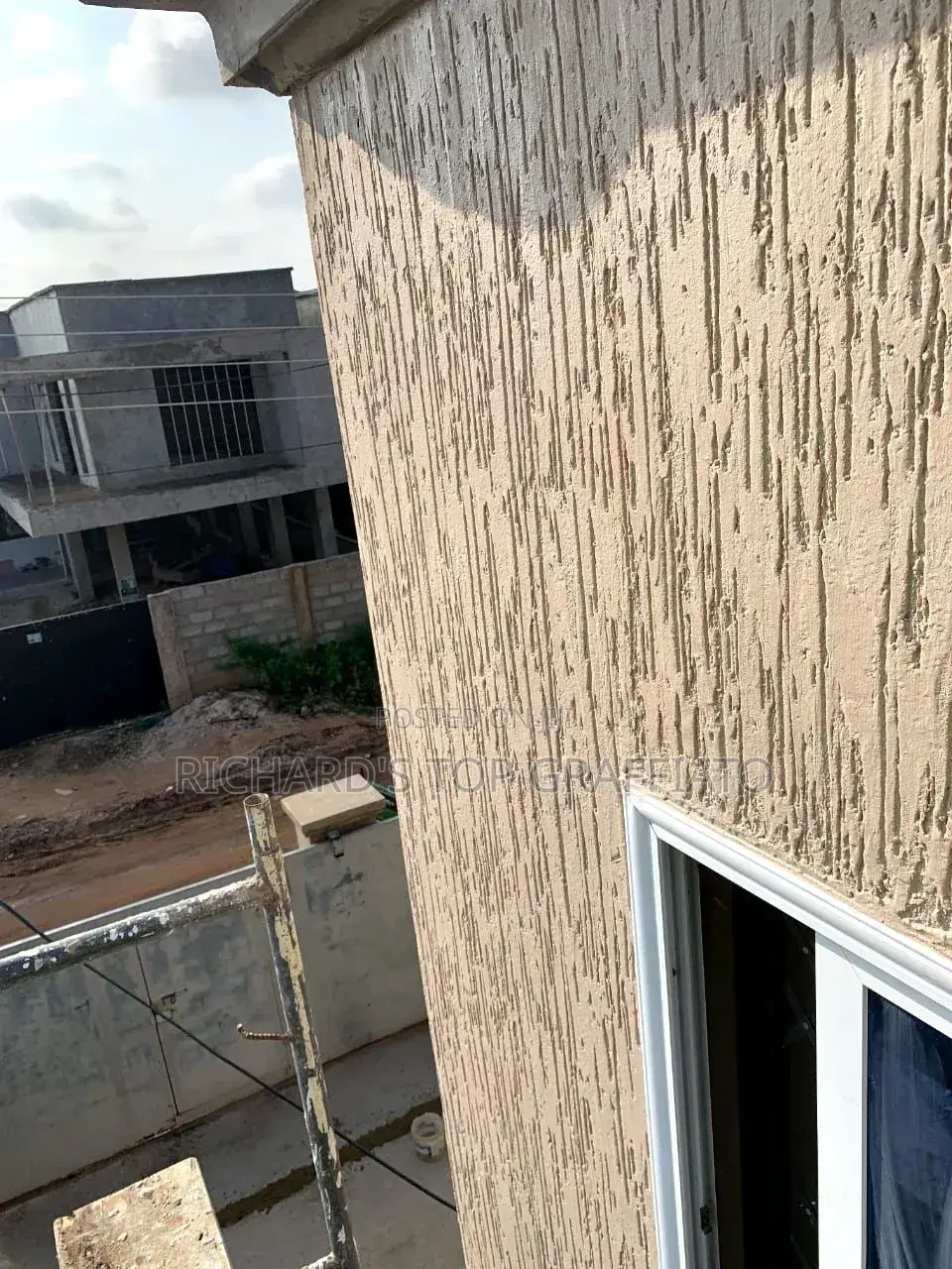 Graffiato Paint