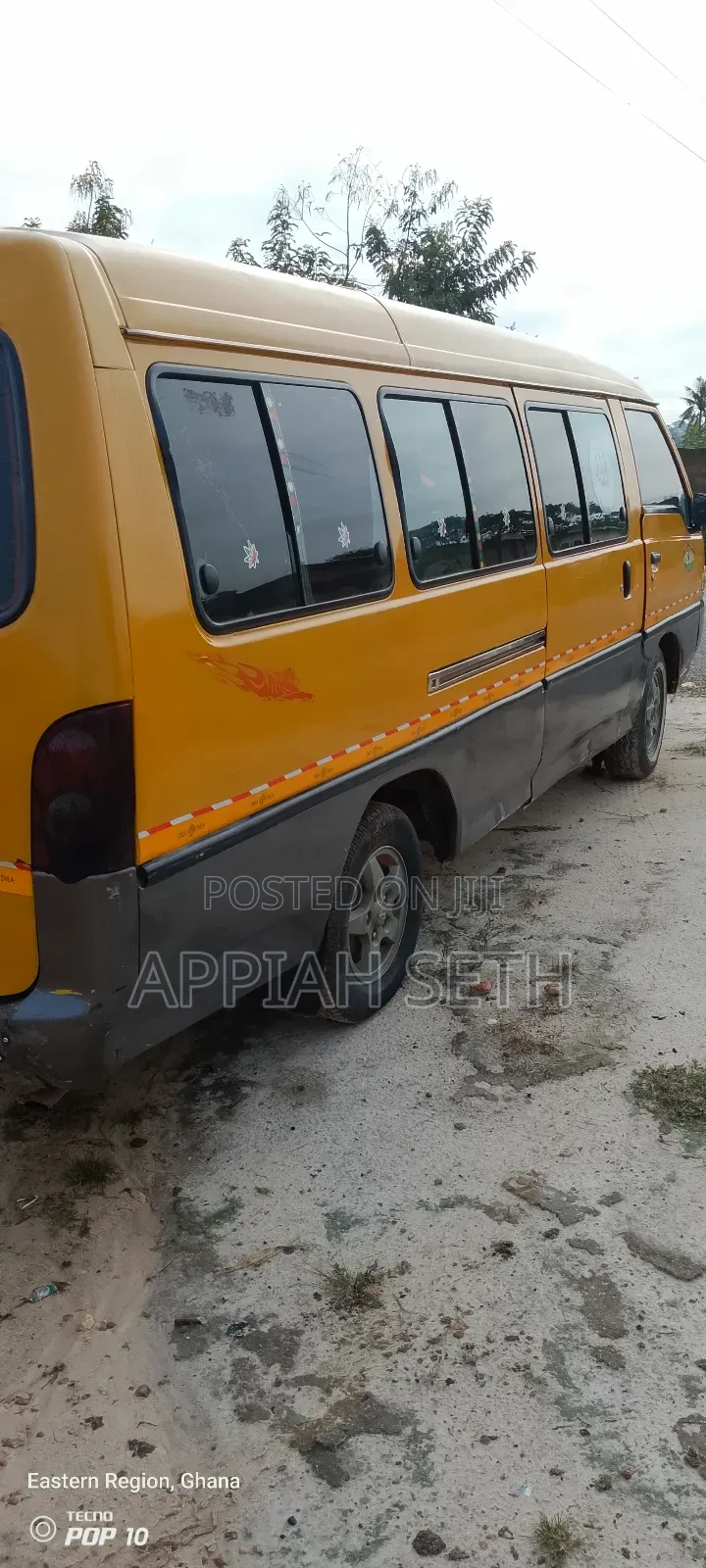 Hyundai H-100 2004 Yellow