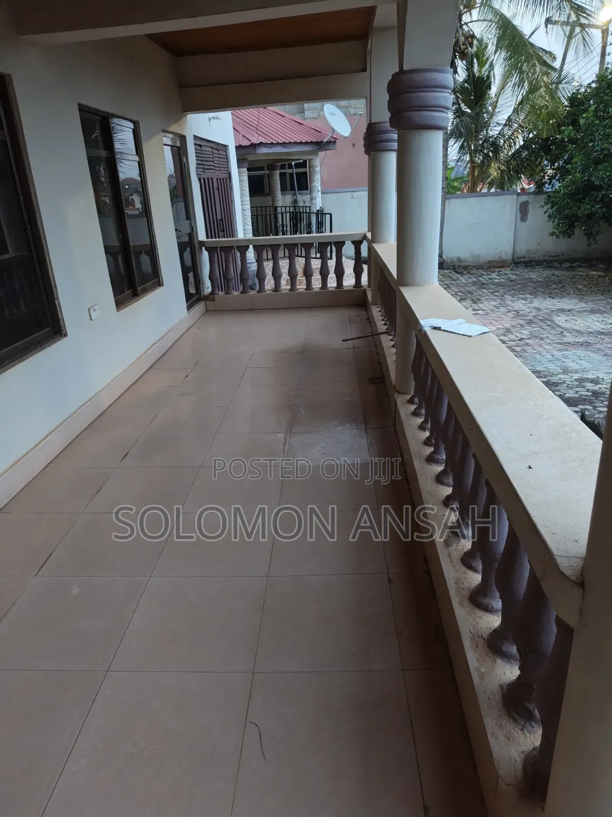 5bdrm House in Free Will Agency, Kumasi Metropolitan for rent