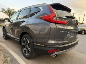 Honda CR-V Touring AWD 2019 Gray