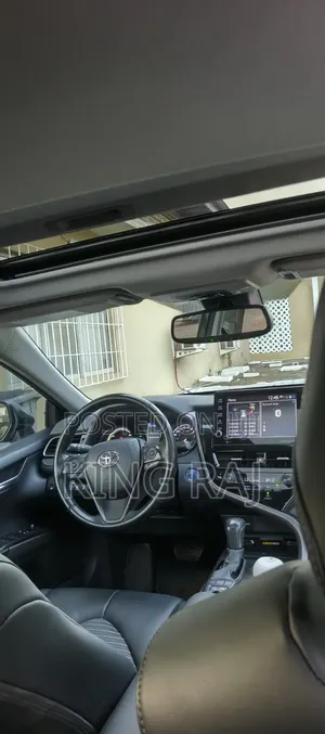 Toyota Camry SE 2023 Black