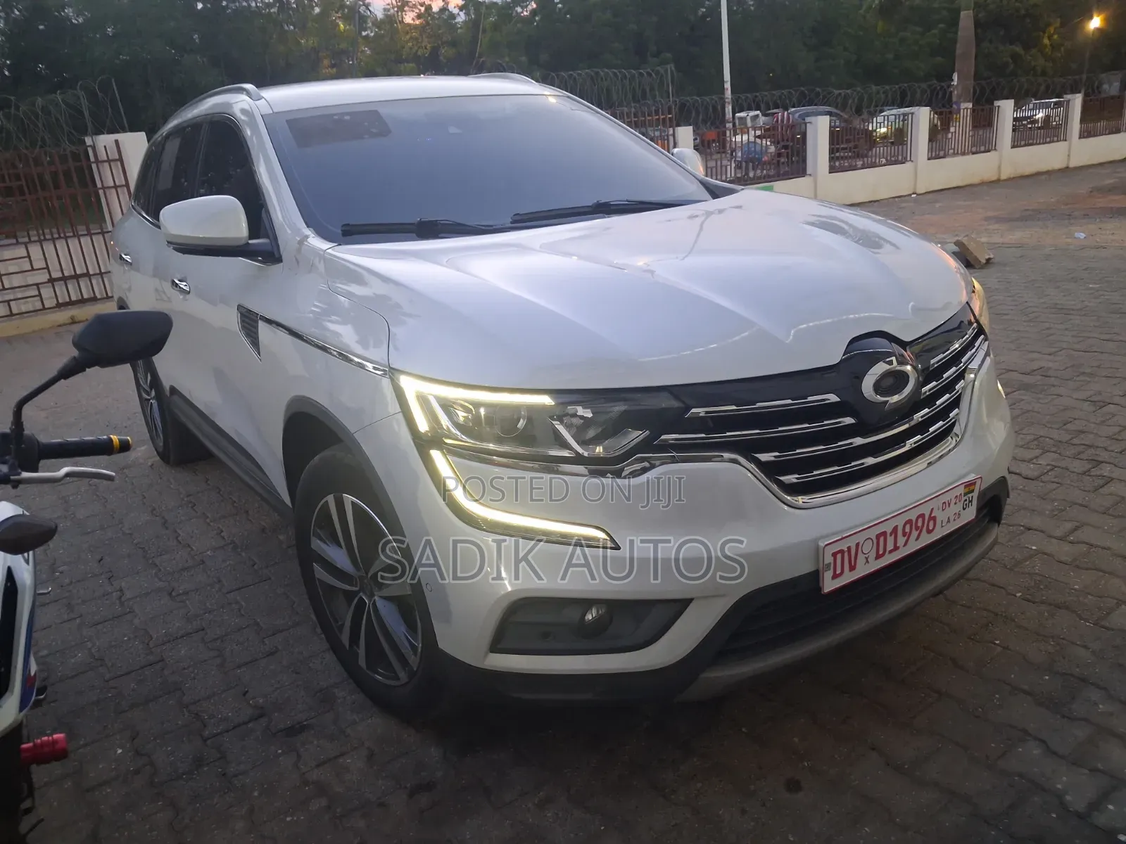 Renault Samsung QM6 2.0 Petrol FWD 2017 White