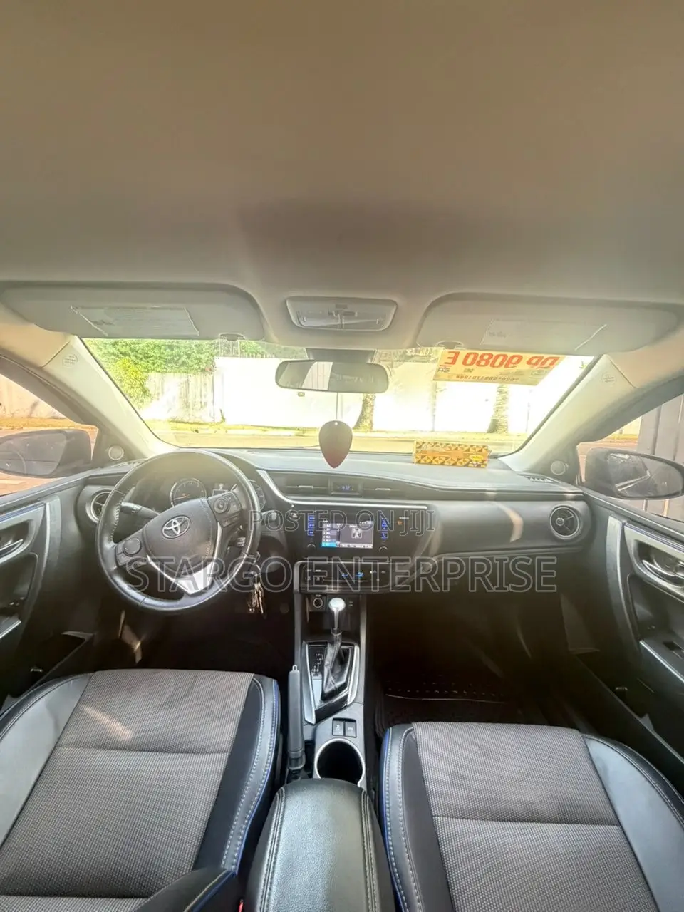 Toyota Corolla SE 4dr Sedan (1.8L 4cyl CVT) 2017 Gray