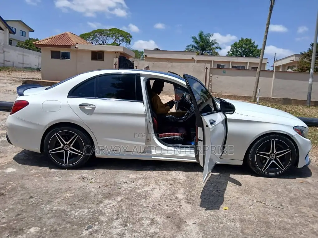 Mercedes-Benz C300 Base C300 AWD 4MATIC Sedan 2018 White