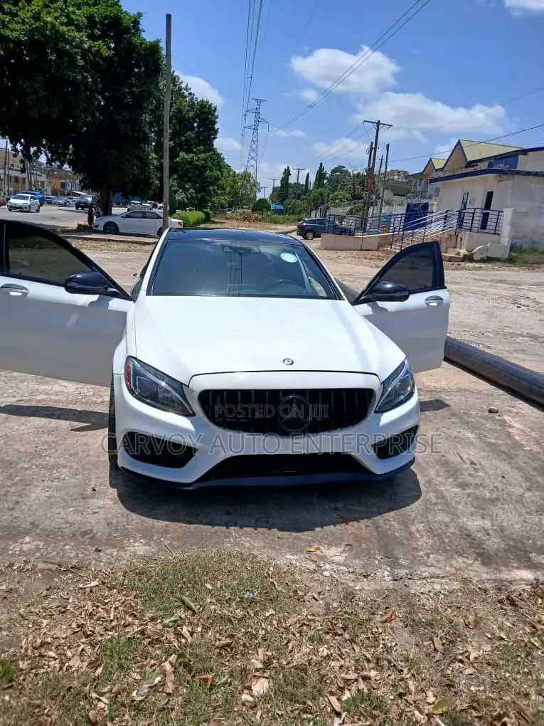 Mercedes-Benz C300 Base C300 AWD 4MATIC Sedan 2018 White